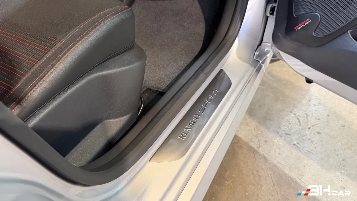 Renault Clio - photo 19