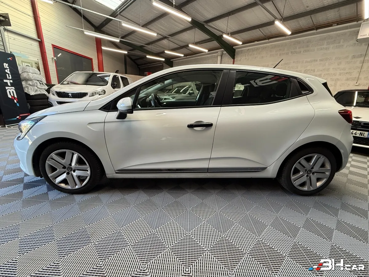 Renault Clio - photo 3