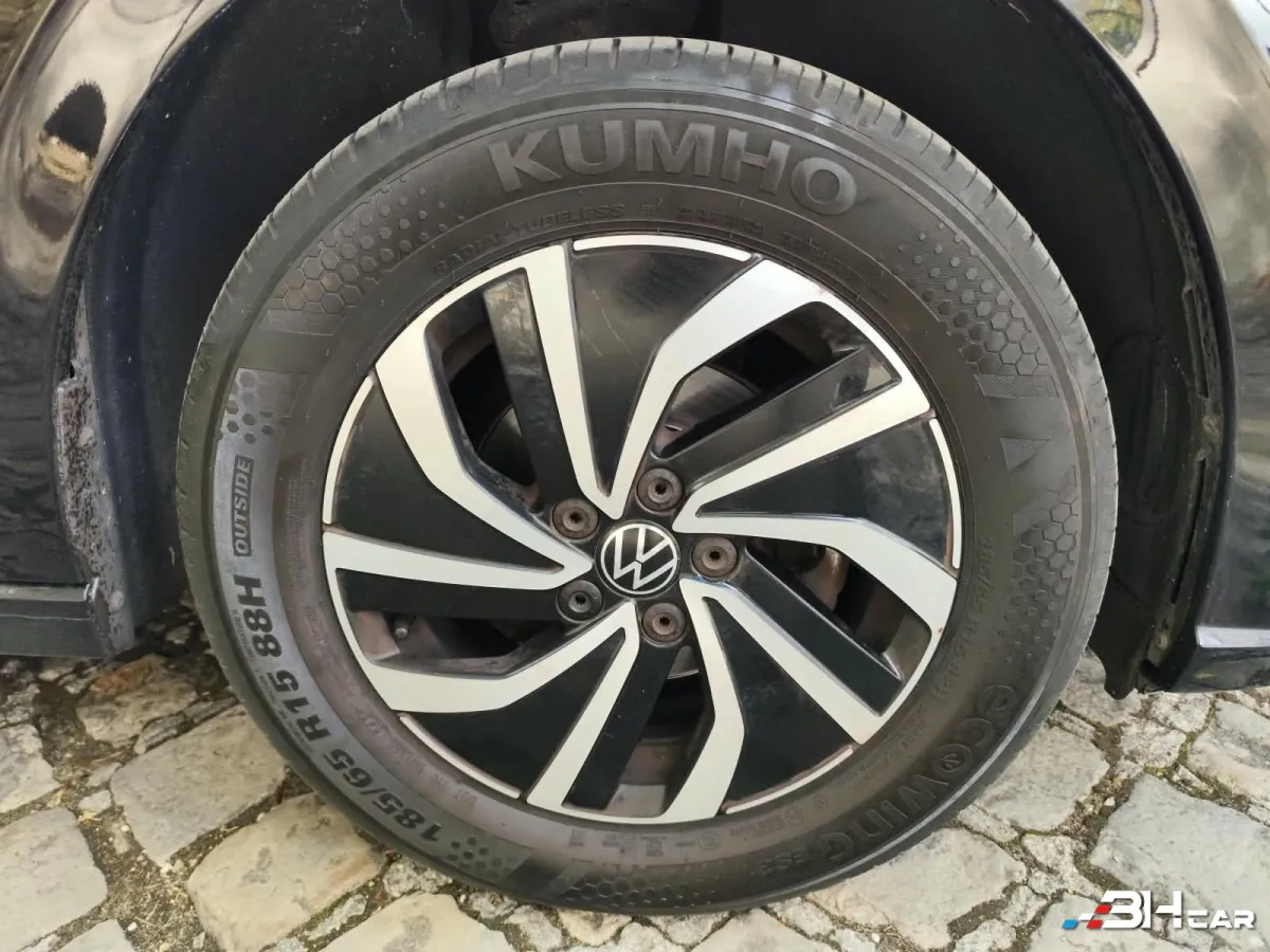 Volkswagen Polo - photo 17
