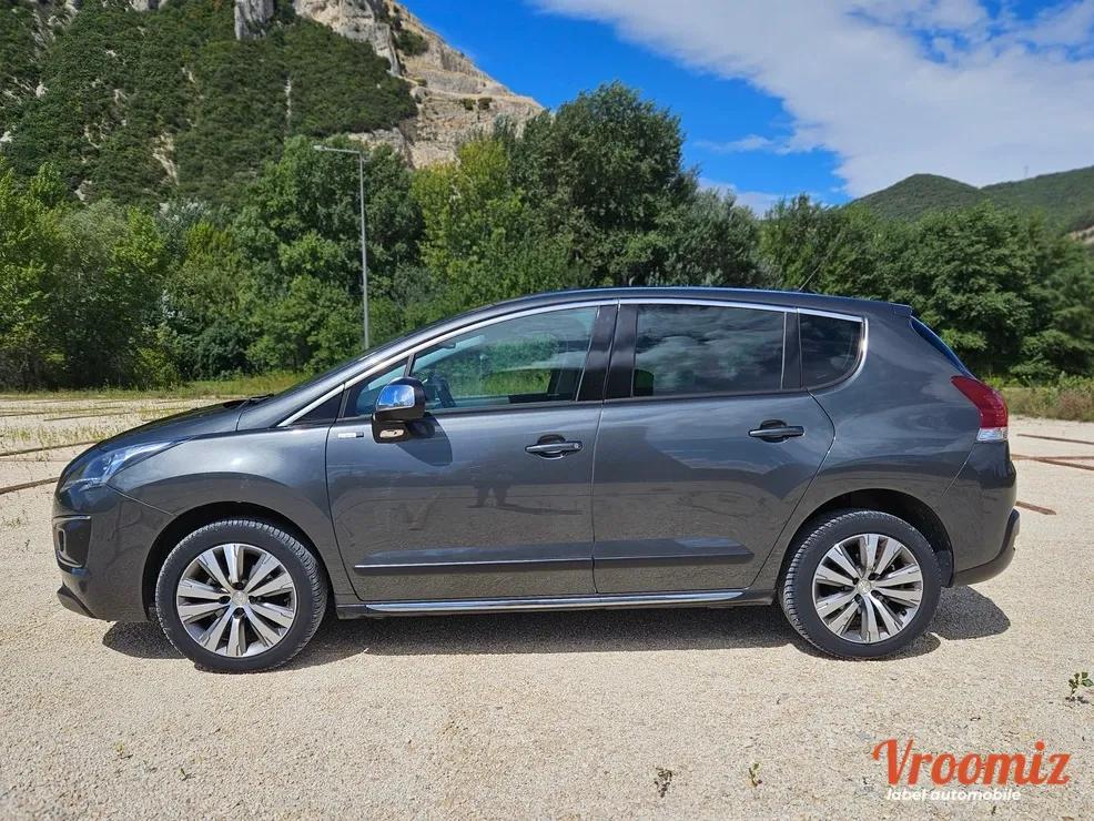 Peugeot 3008 GENERATION-I 1.6 HDI 115 STYLE