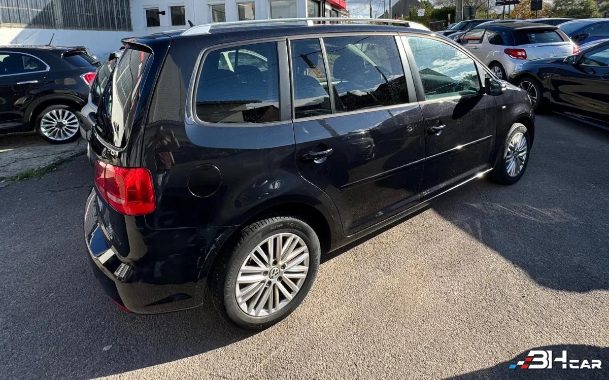 Aperçu indisponible de Volkswagen Touran