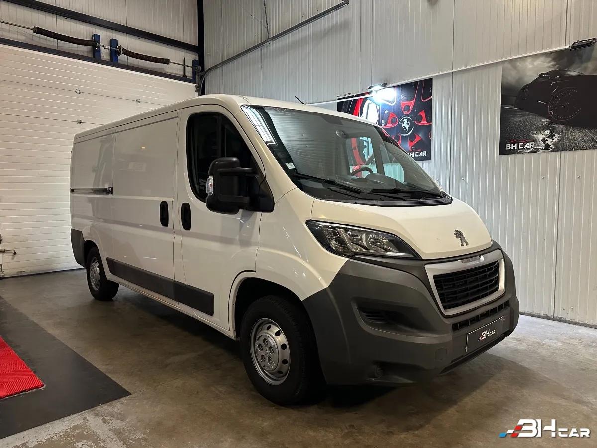 Image: Peugeot Boxer Vu 2.2 HDi 110ch L1H1