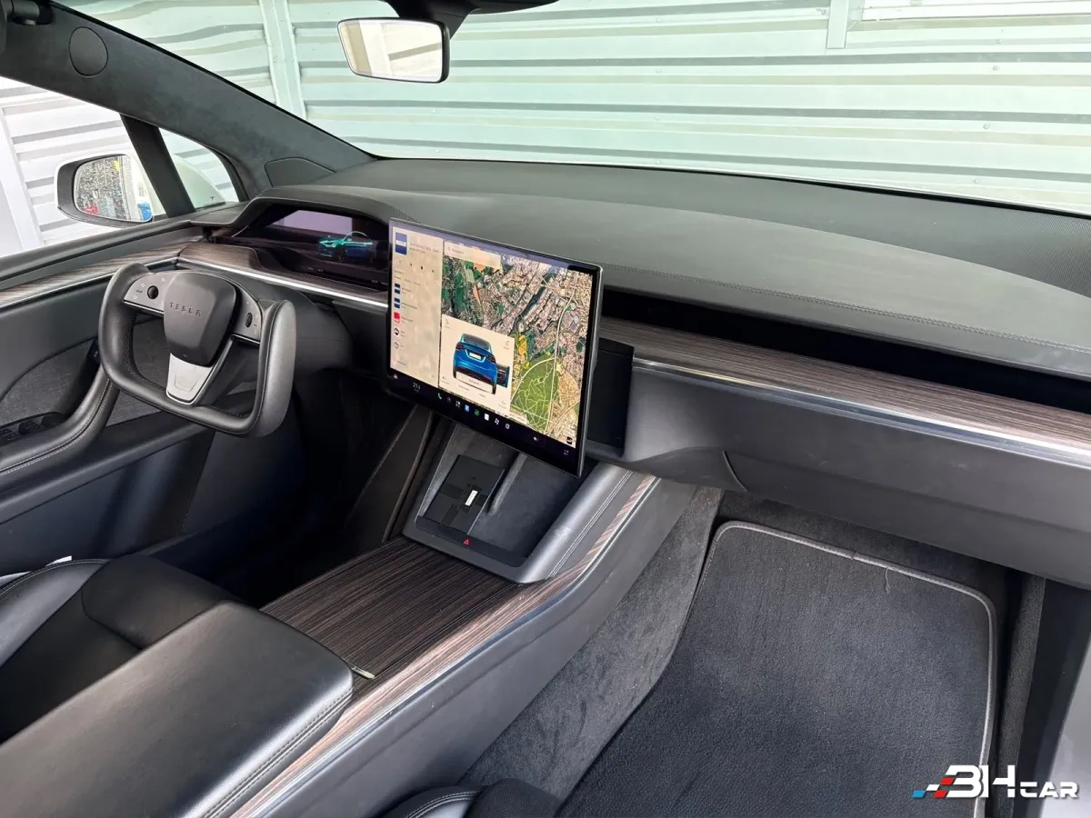 Tesla Model-x - photo 8