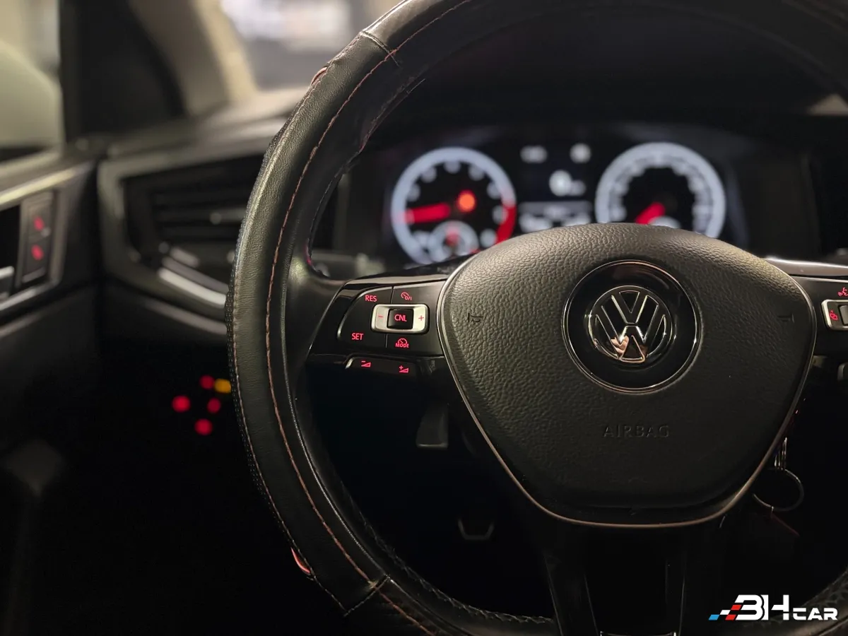 Volkswagen Polo - photo 12