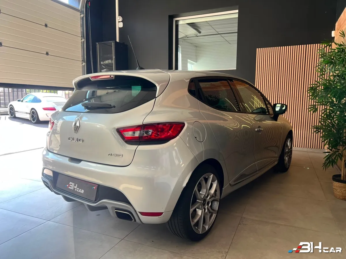 Renault Clio - photo 7