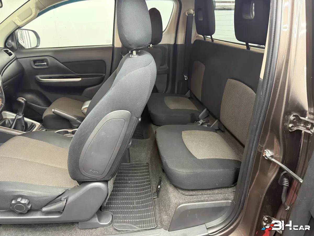 Aperçu indisponible de Mitsubishi L200