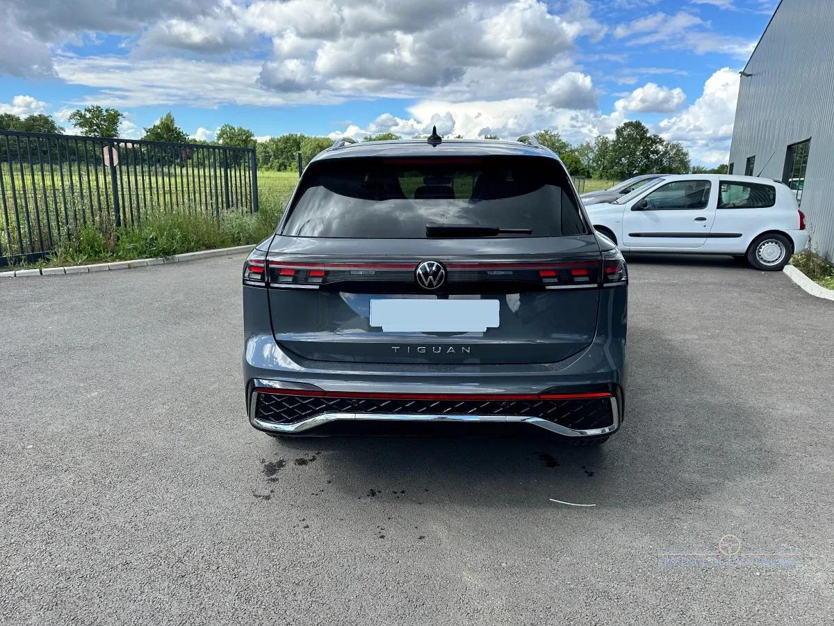 Volkswagen Tiguan 2.0 TDI 150 R-LINE DSG BVA