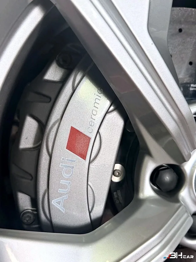 Audi Rs4 - photo 32