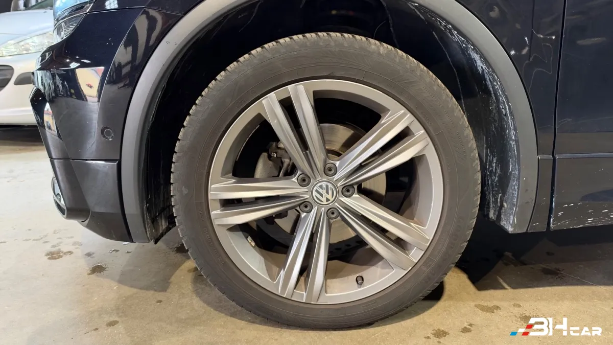 Volkswagen Tiguan - photo 16
