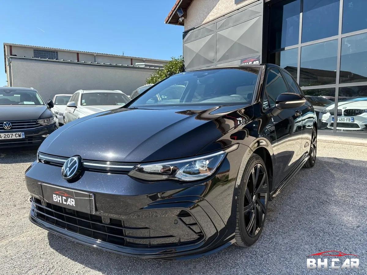Image: Volkswagen Golf VIII 1.5 eTSI 130CV R-LINE
