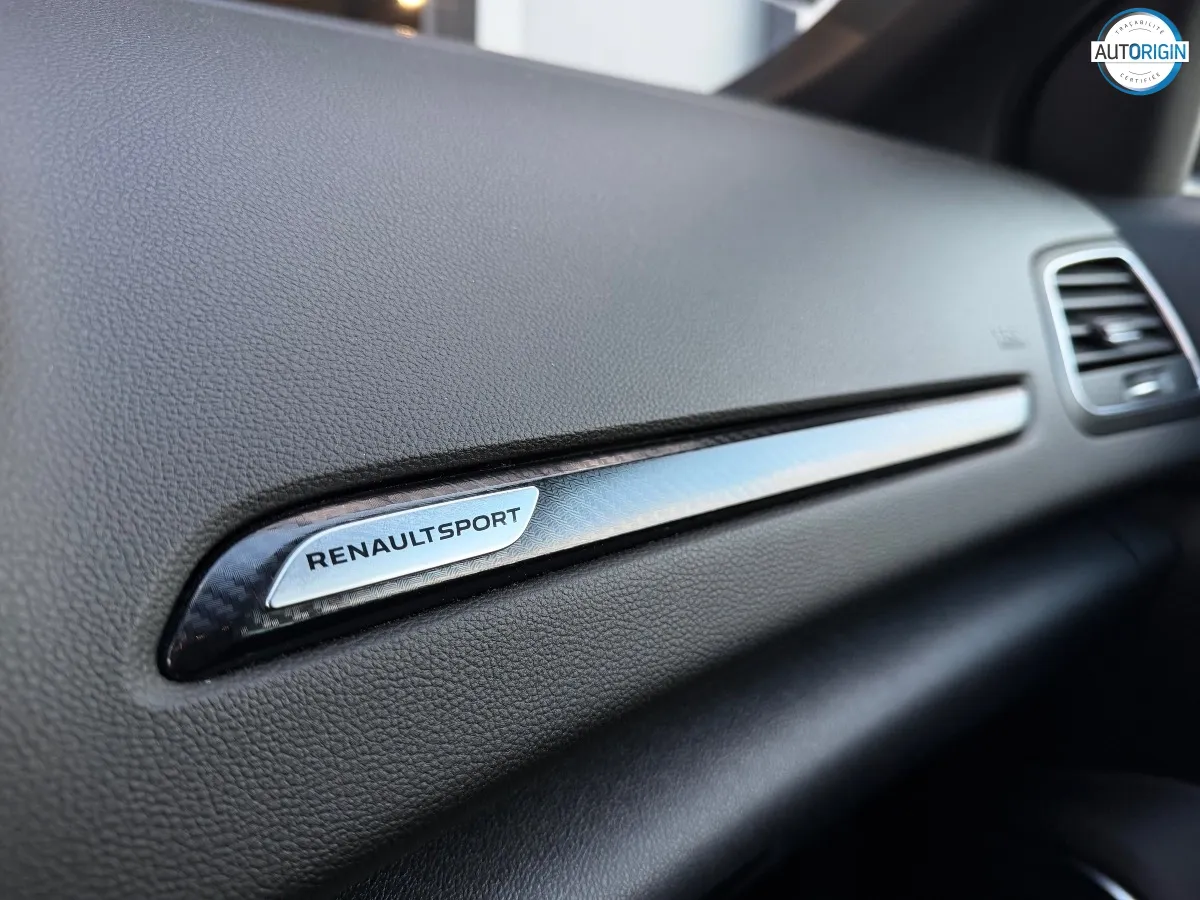 Renault Megane - photo 17