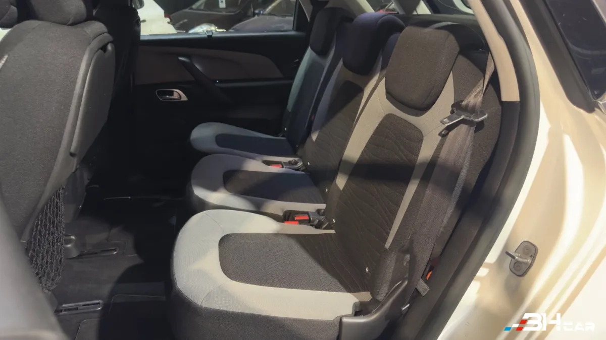 Citroen C4 Picasso - photo 12