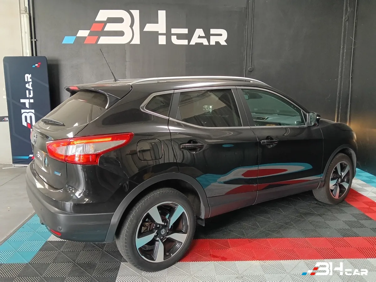 Nissan Qashqai - photo 8