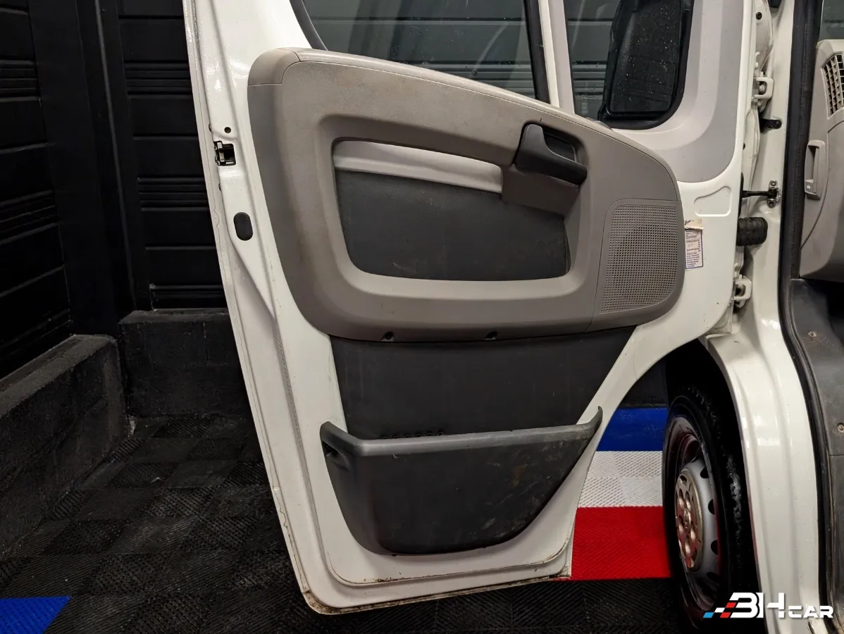 Peugeot Boxer Vu - photo 21