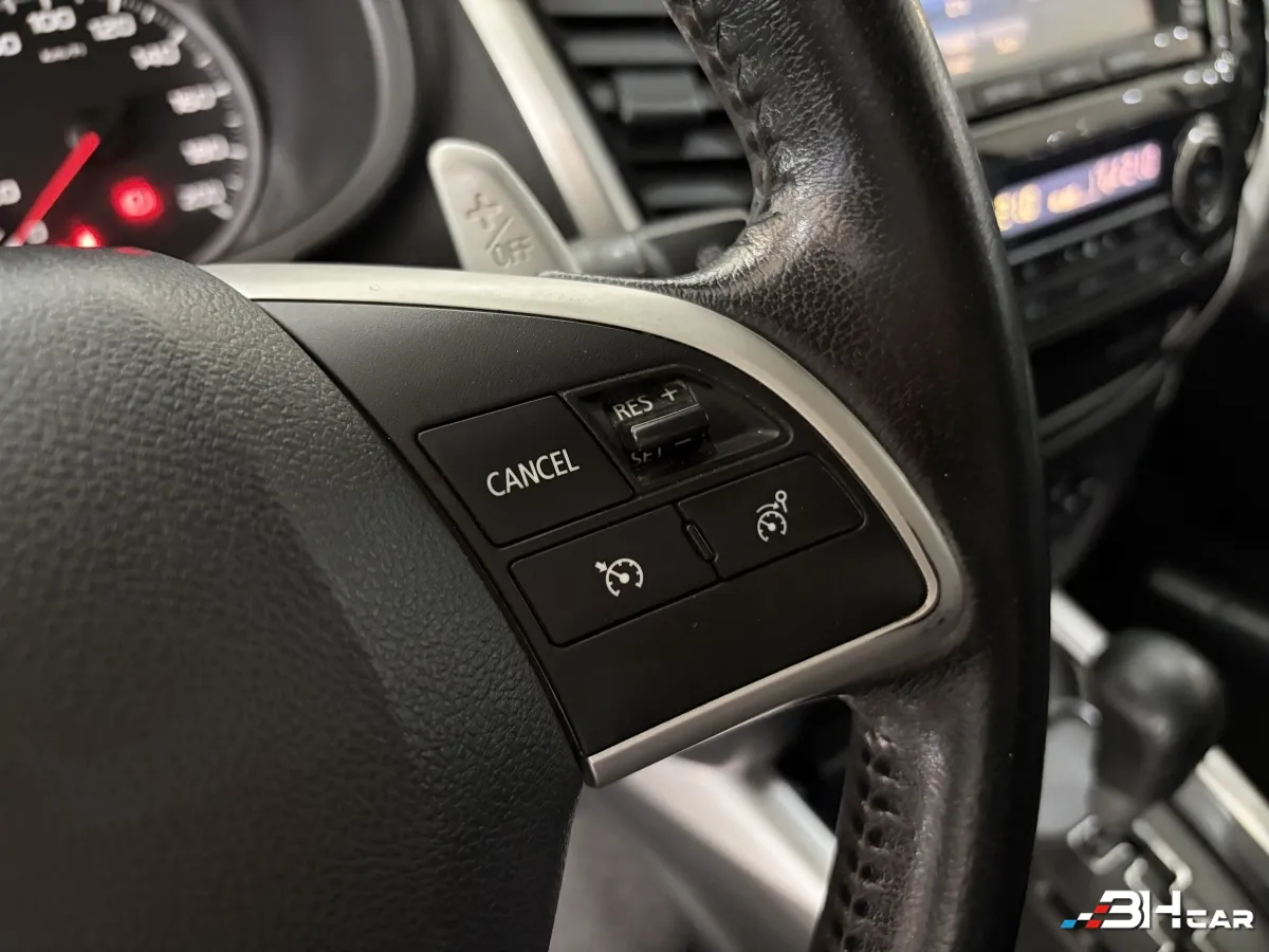 Mitsubishi L200 - photo 17
