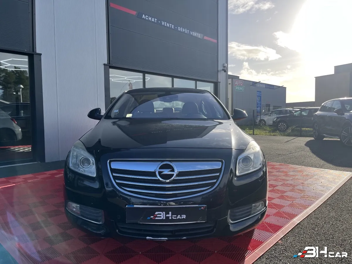 Opel Insignia - photo 2