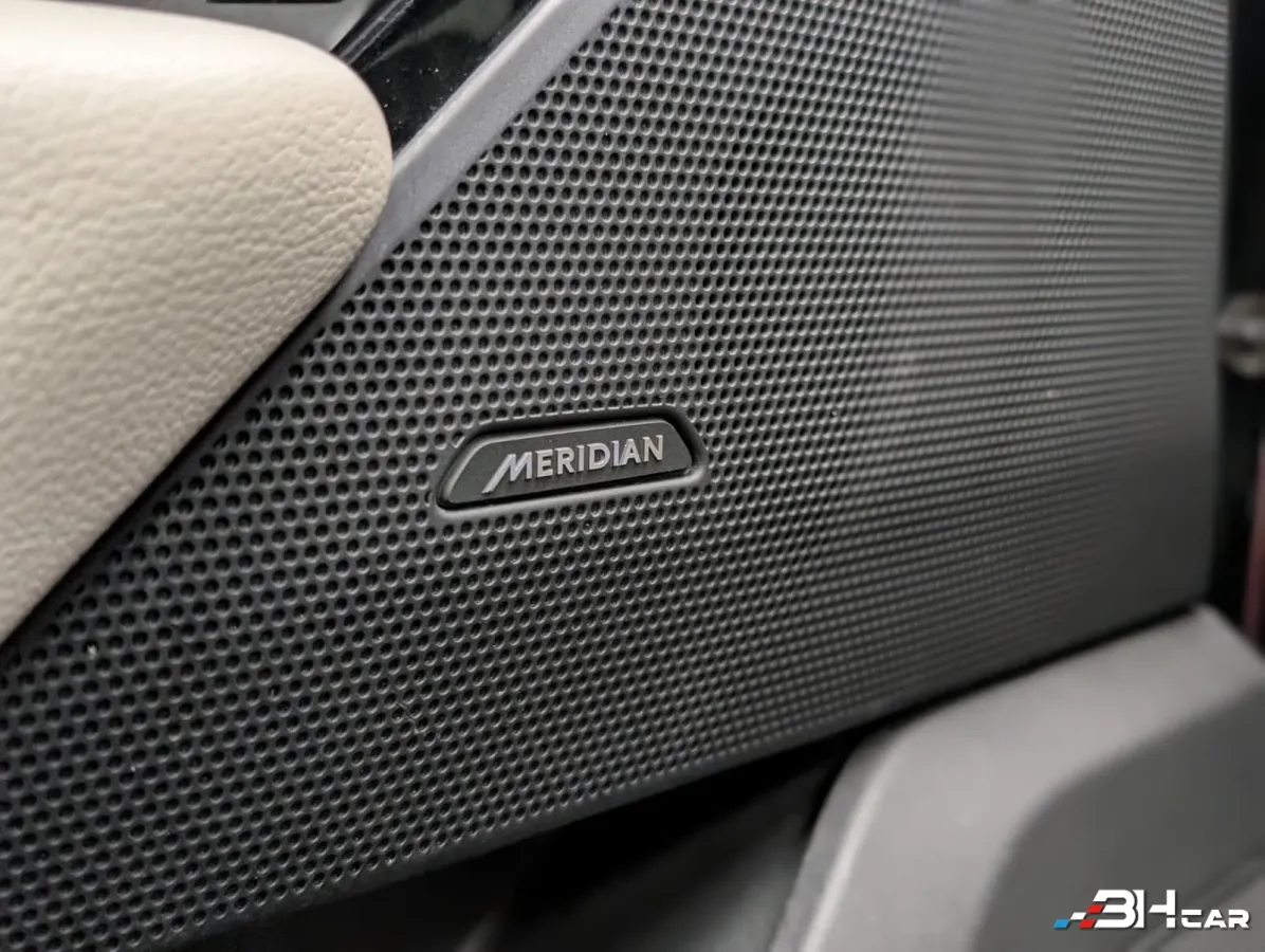 Land Rover Range Rover Velar - photo 11