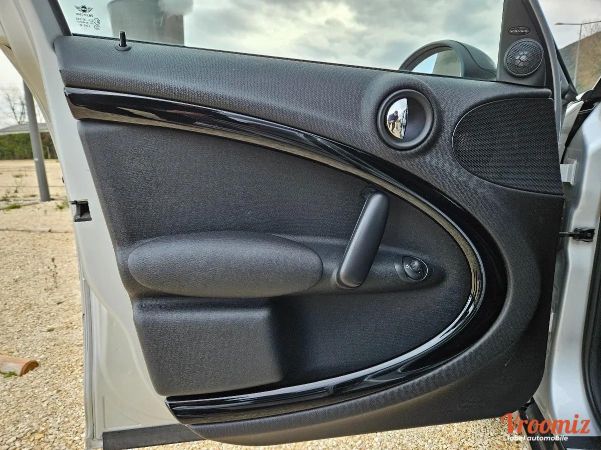 Mini Countryman 2.0 SD 145 COOPER RED HOT CHILI BVA