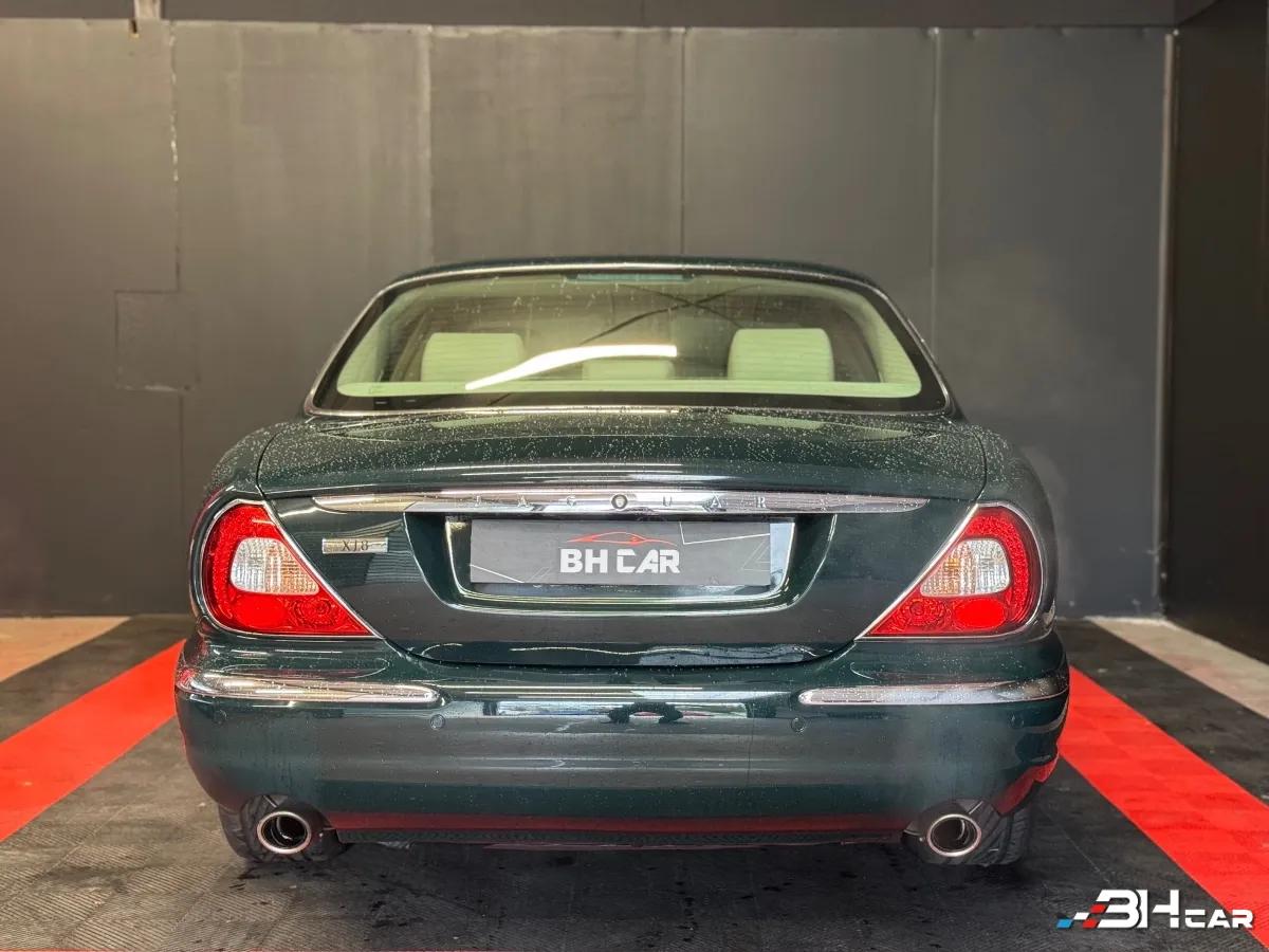 Aperçu indisponible de Jaguar XJ8
