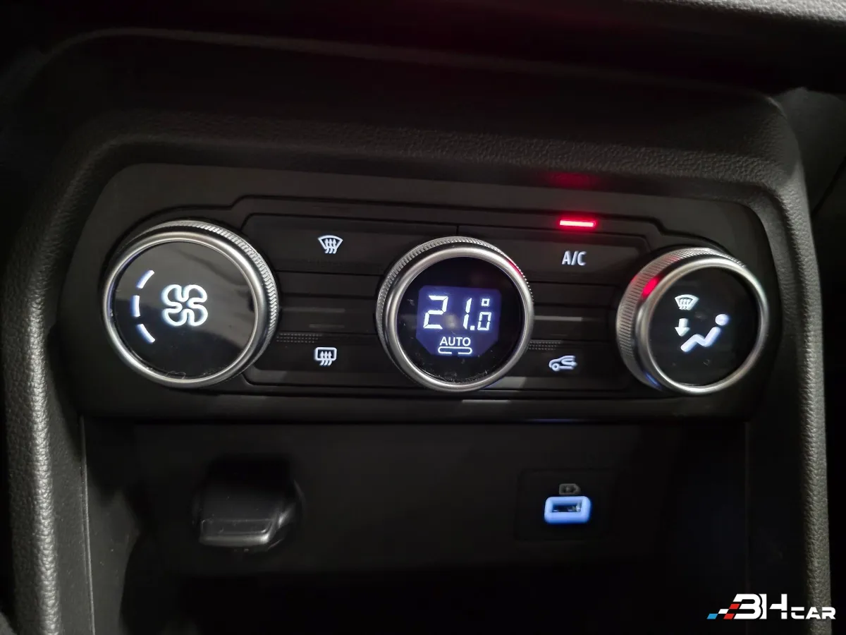 Dacia Sandero - photo 18
