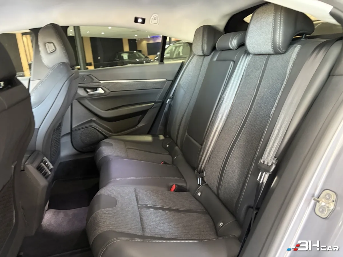 Peugeot 508 - photo 36
