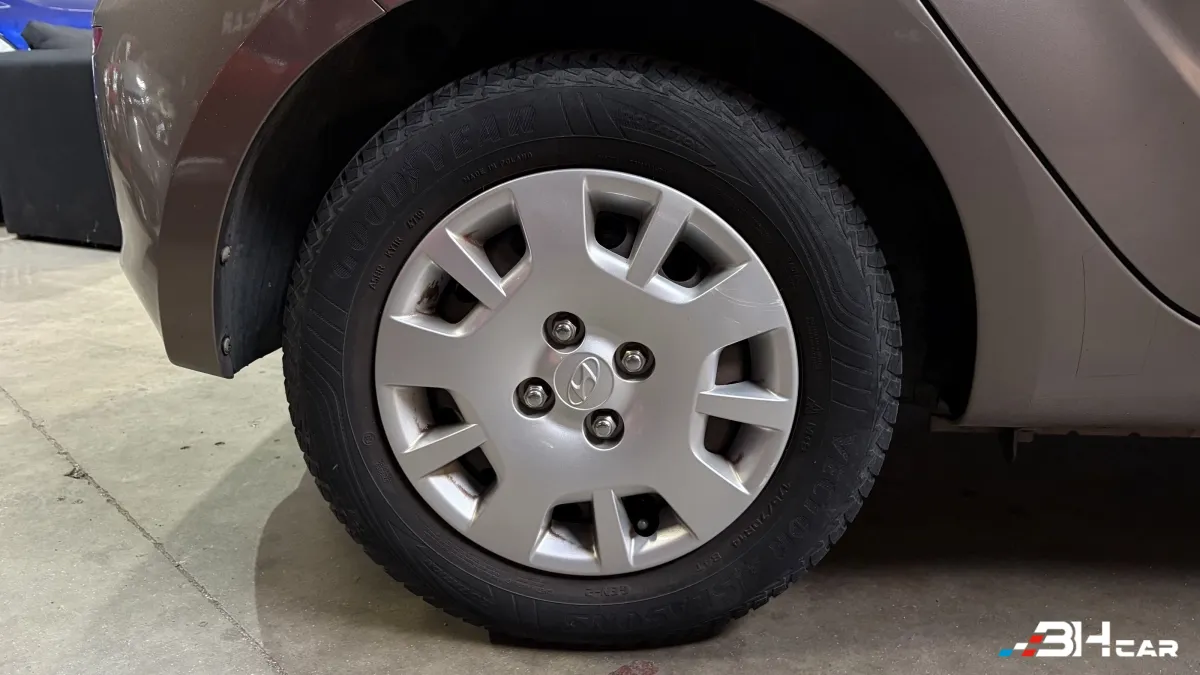 Hyundai I20 - photo 12