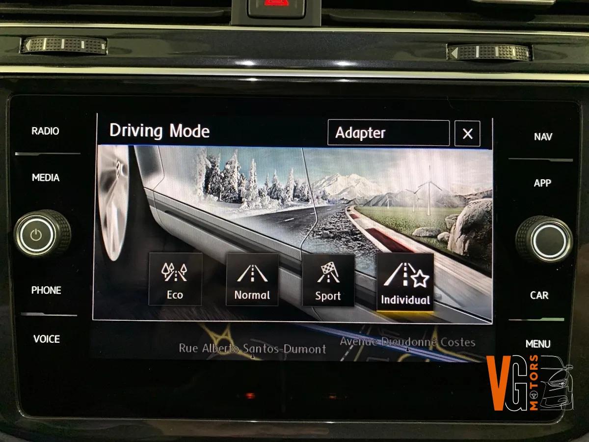 Volkswagen Tiguan 2.0 TDI 150 BLUEMOTION CARAT DSG BVA