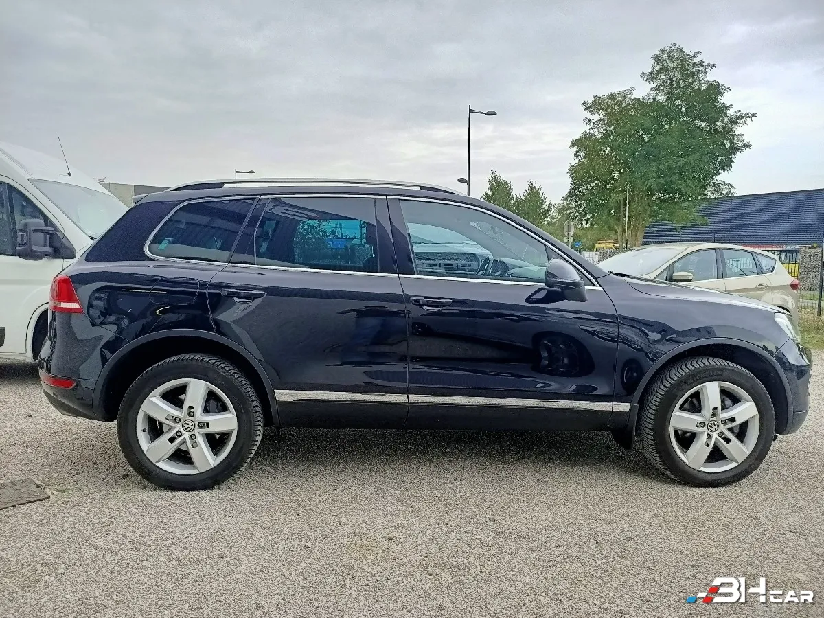 Volkswagen Touareg - photo 4