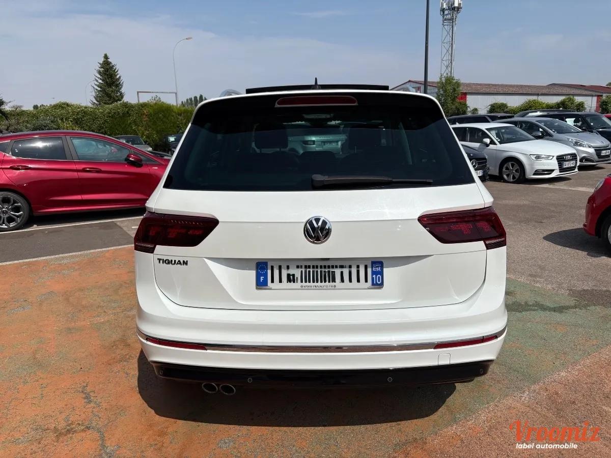 Volkswagen Tiguan 2.0 TDI 150 BLUEMOTION CARAT EXCLUSIVE DSG BVA
