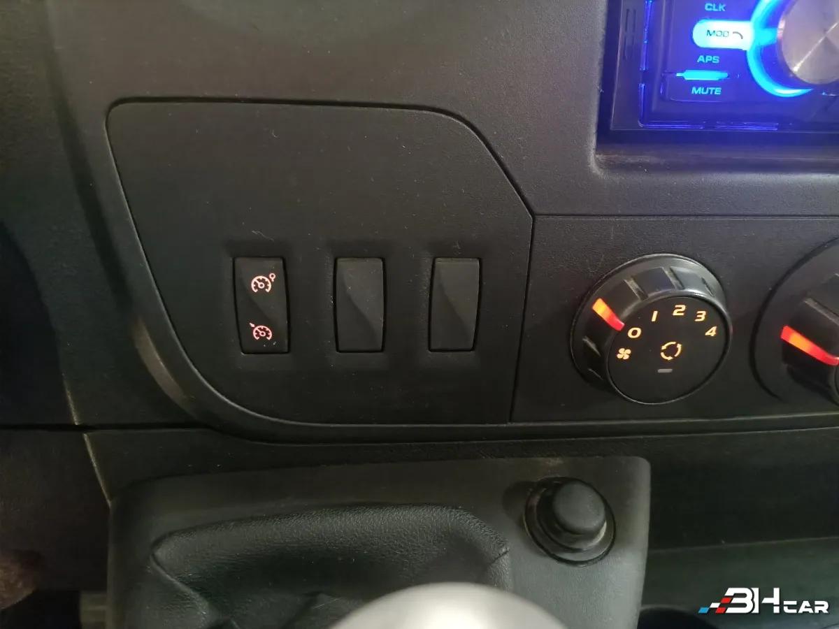 Aperçu indisponible de RENAULT Master Vu