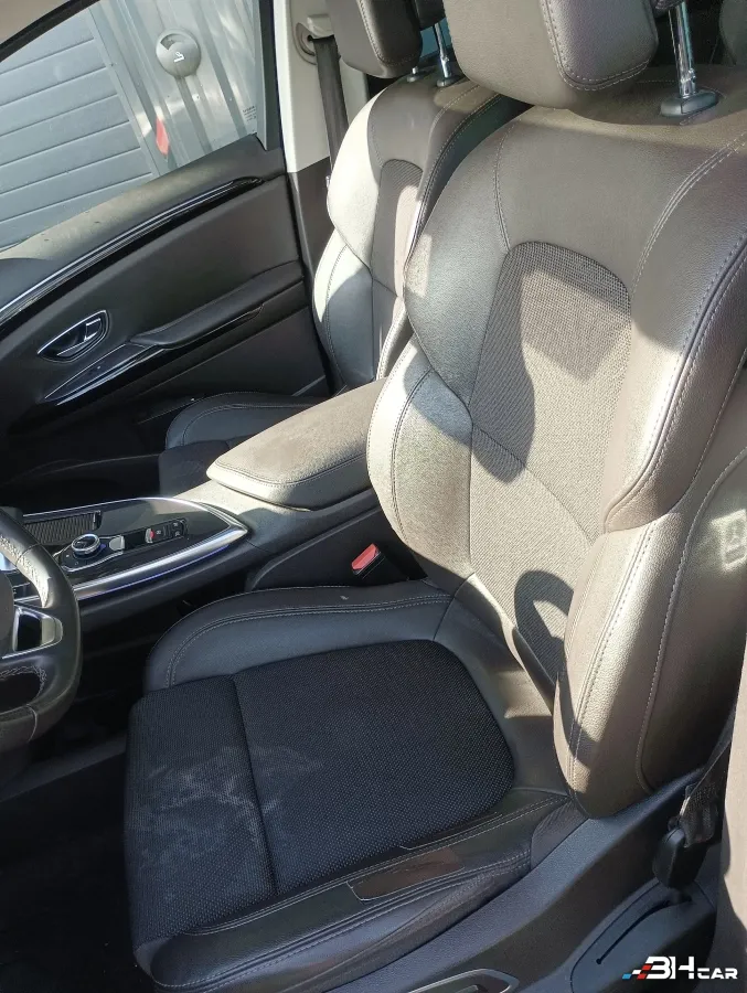 Renault Espace - photo 18
