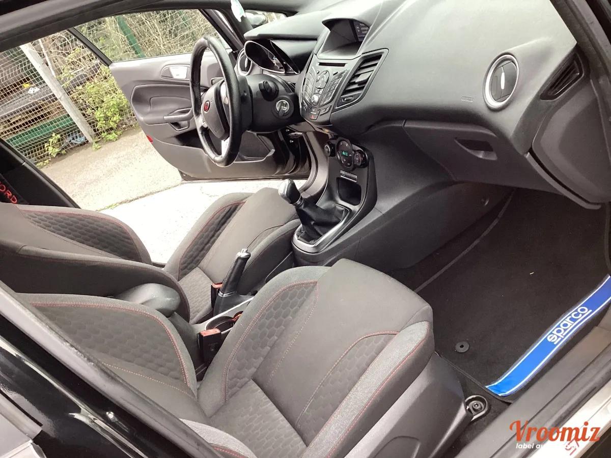 Ford Fiesta 1.0 SCTI 100 VIGNALE BLACK