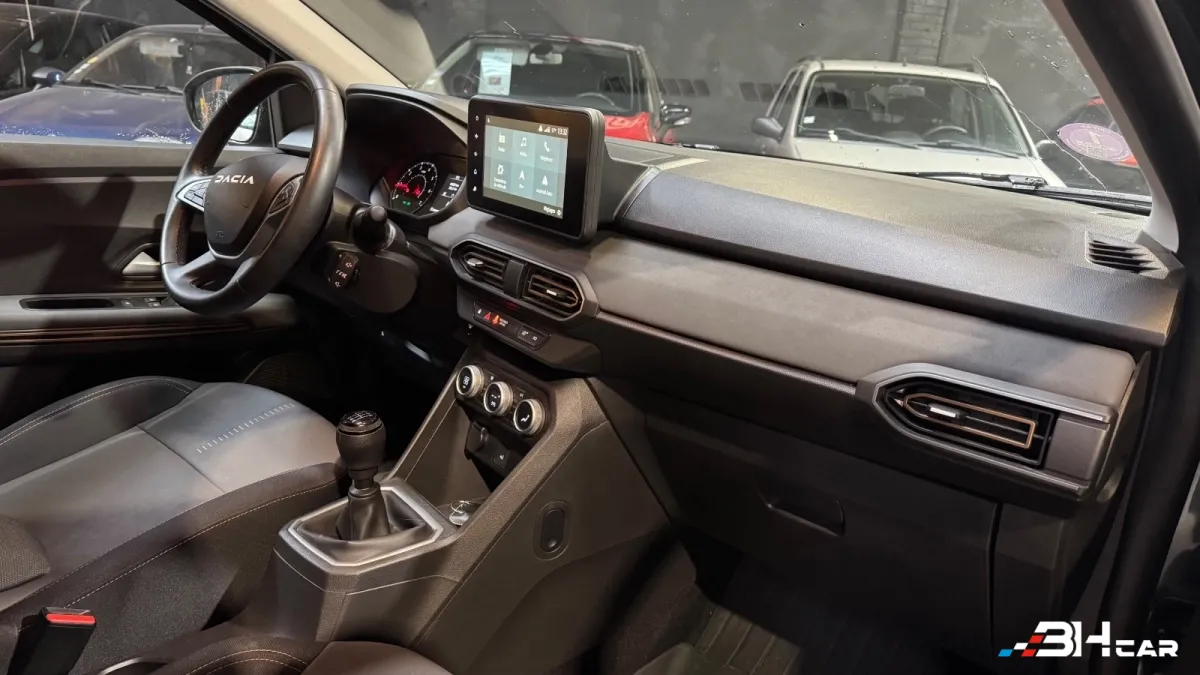 Dacia Sandero - photo 12