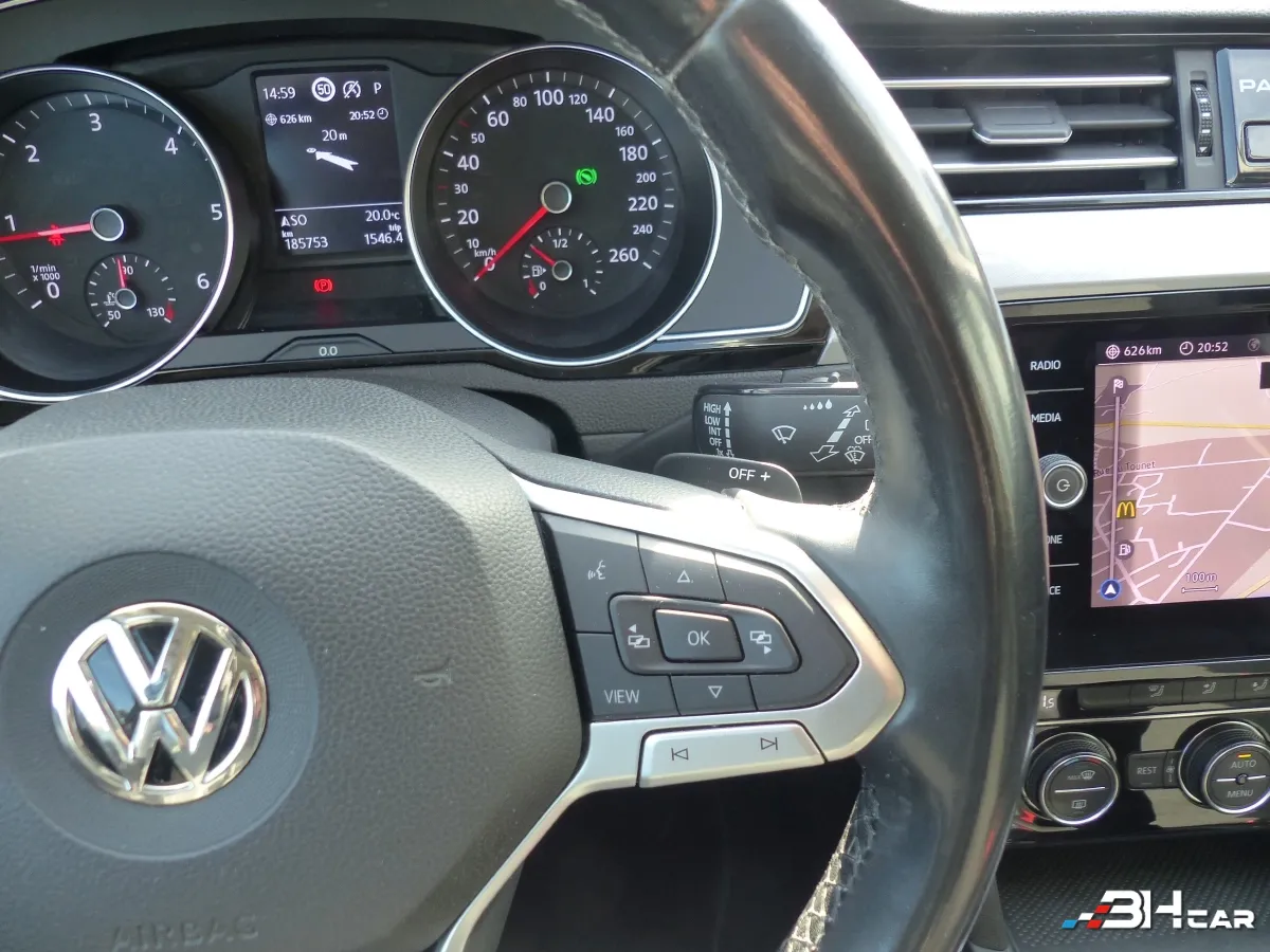 Volkswagen Passat - photo 25