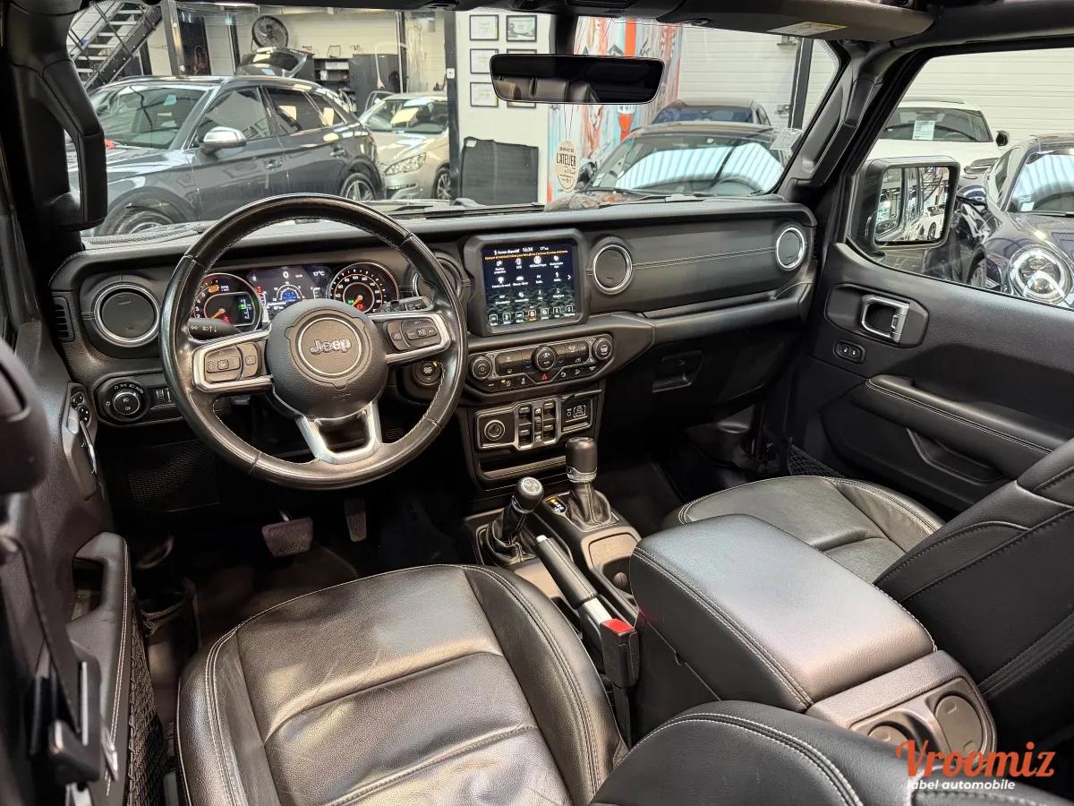 Jeep Wrangler 2.0 T 270 UNLIMITED SAHARA AWD BVA