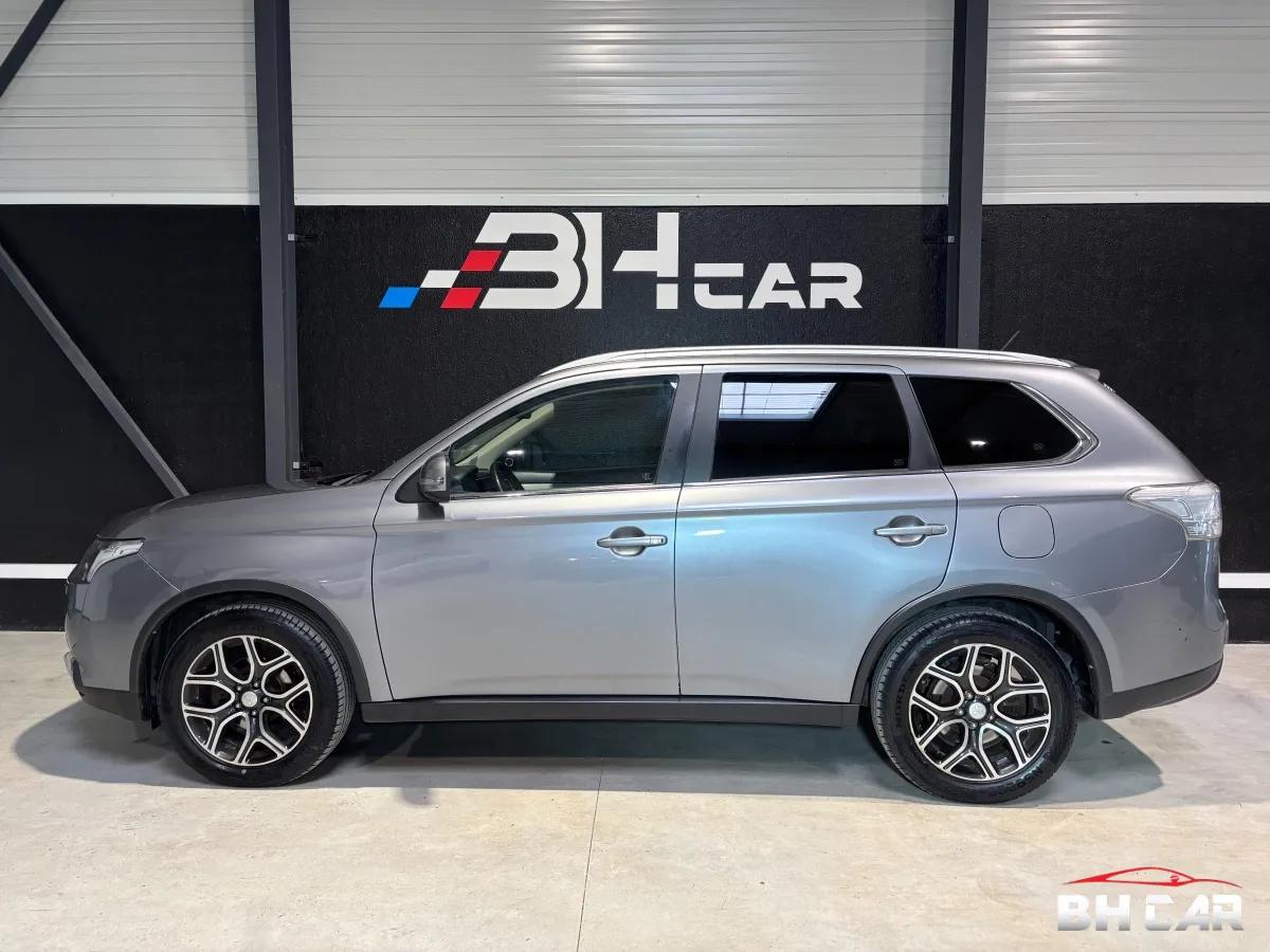 Aperçu indisponible de Mitsubishi Outlander