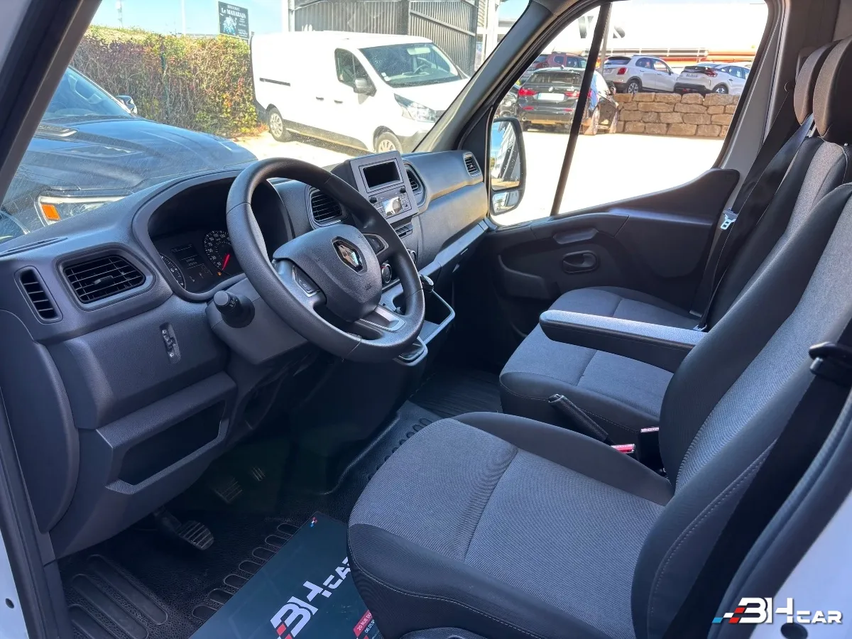 Renault Master Vu - photo 13