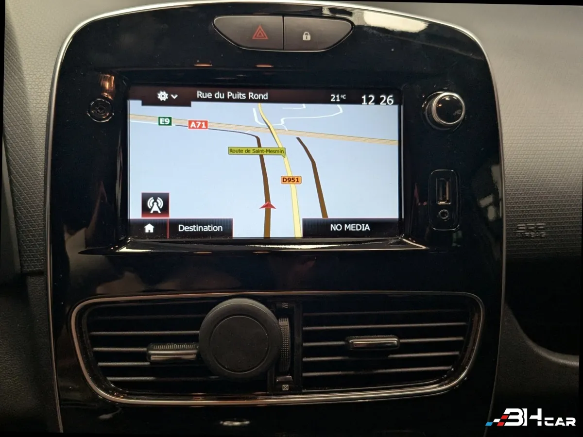 Renault Clio - photo 13