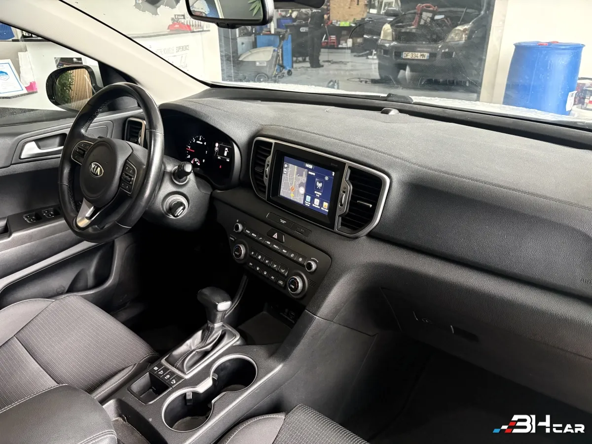 Kia Sportage - photo 13