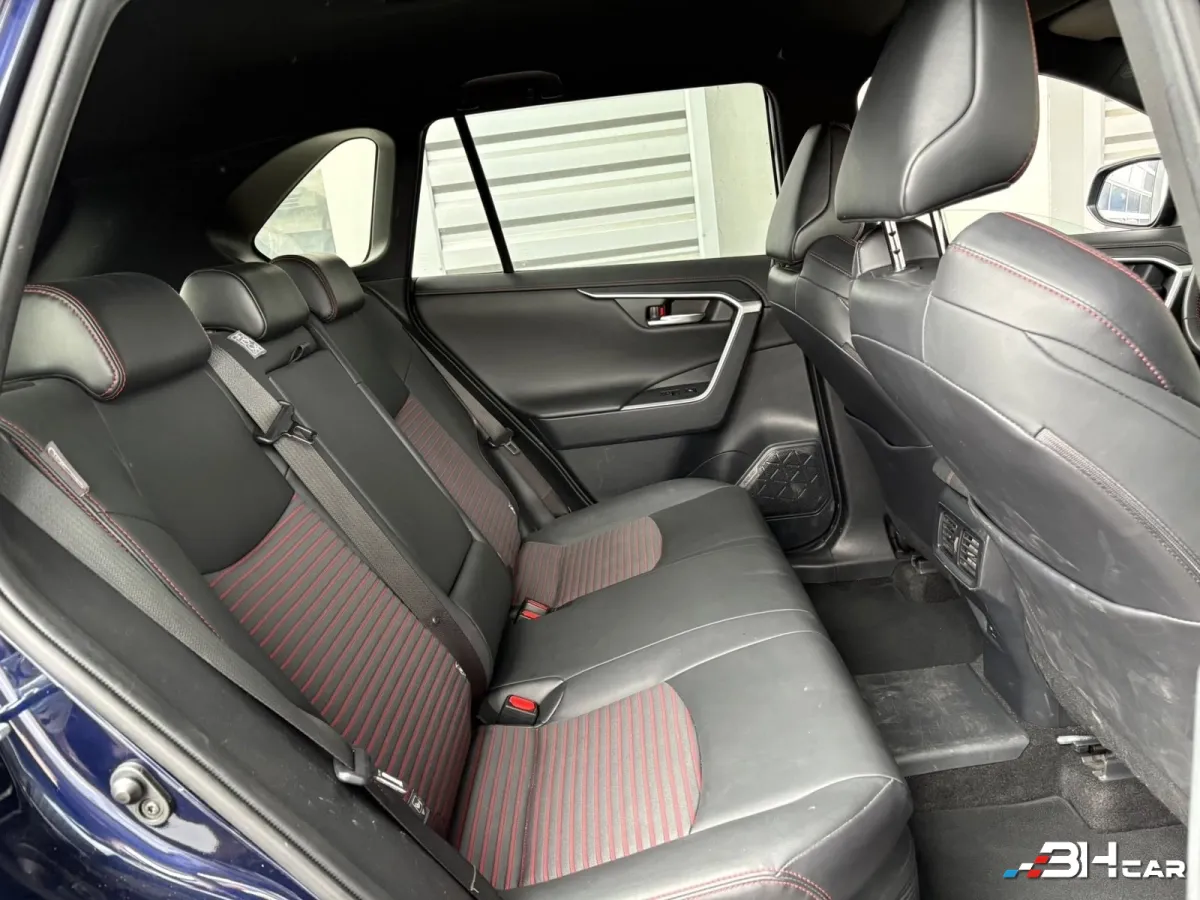 Toyota Rav-4 - photo 10