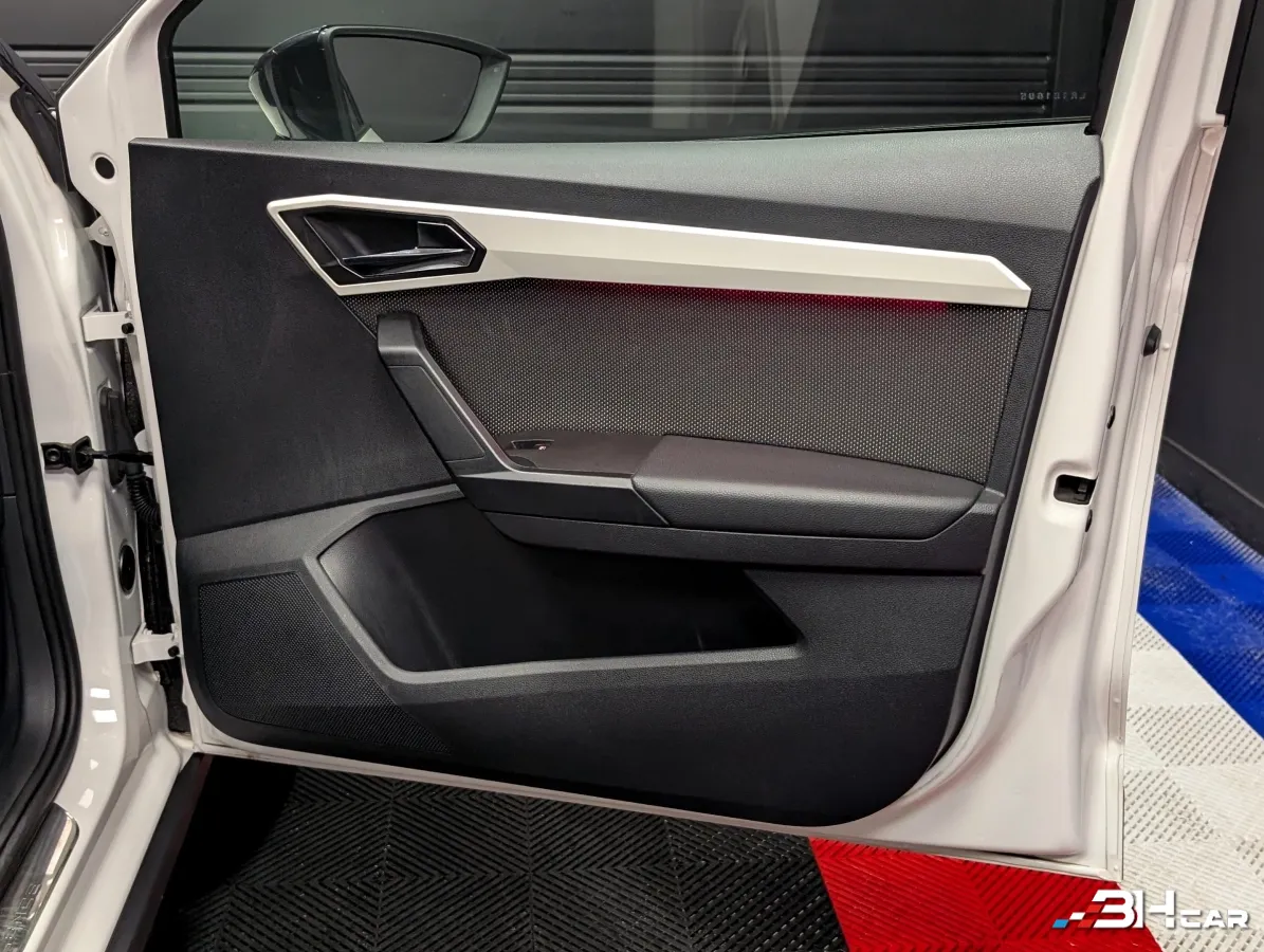 Seat Arona - photo 24