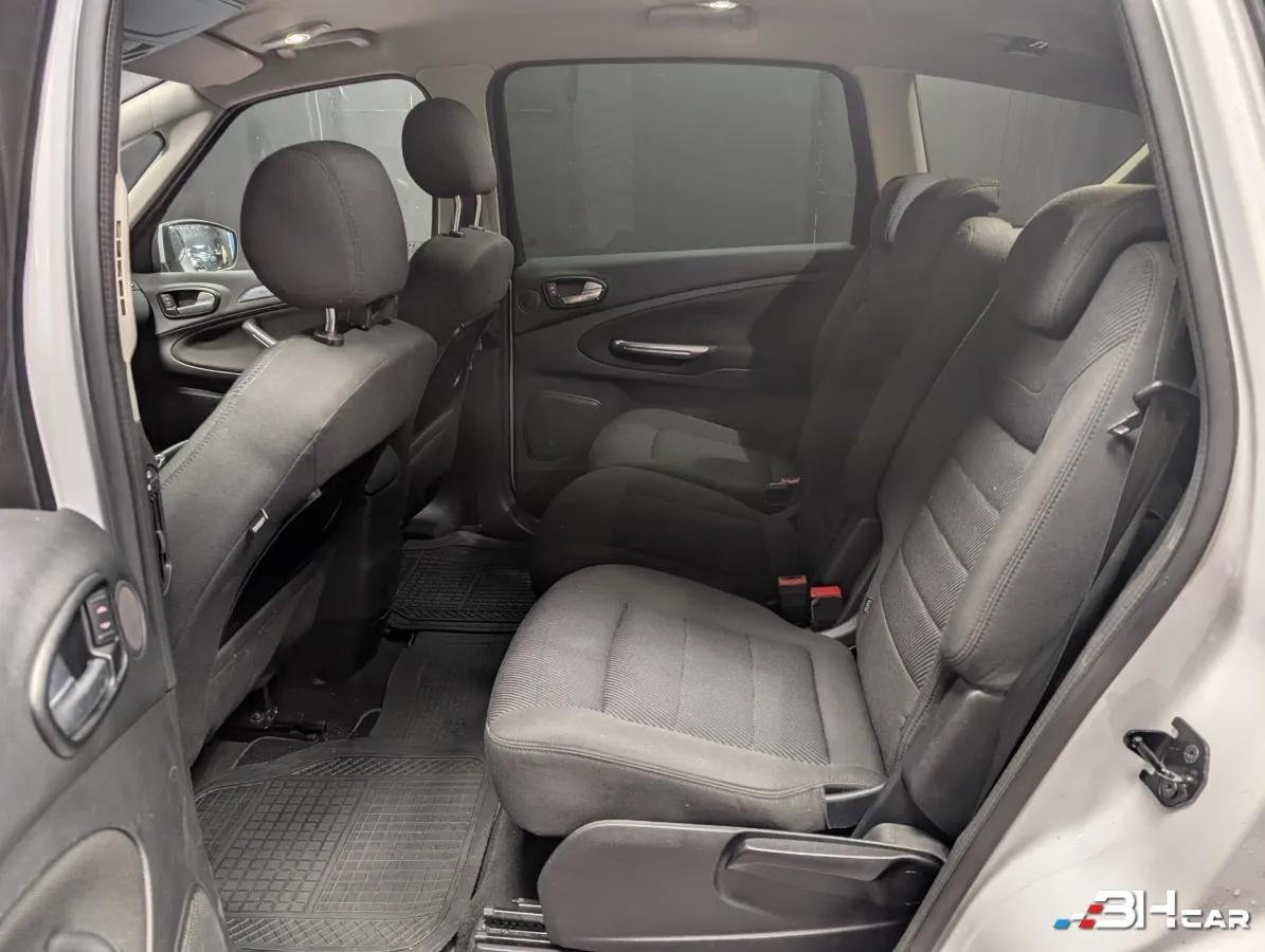 Aperçu indisponible de Ford S-max