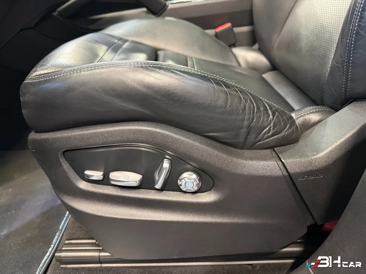 Porsche Cayenne - photo 16