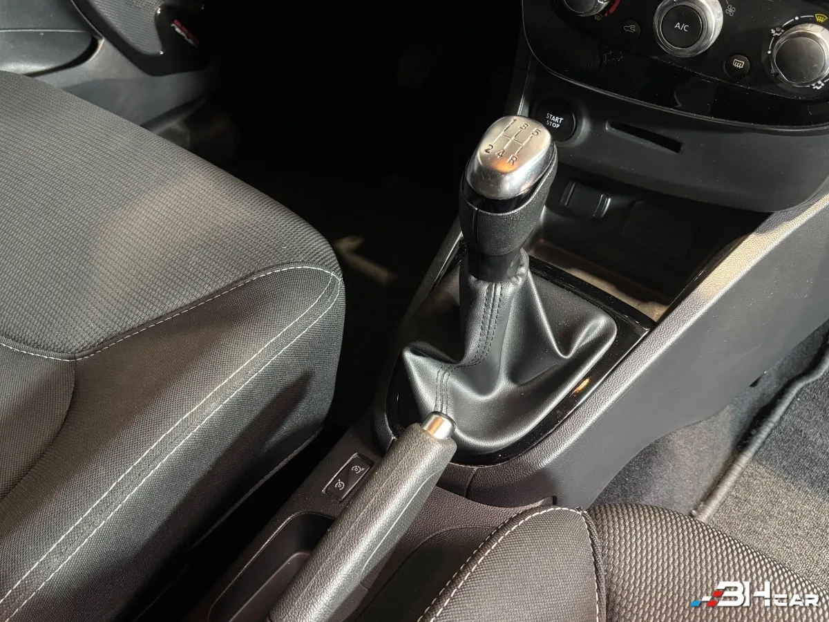 Renault Clio - photo 10
