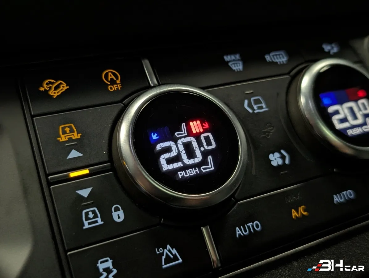 Land Rover Defender - photo 23