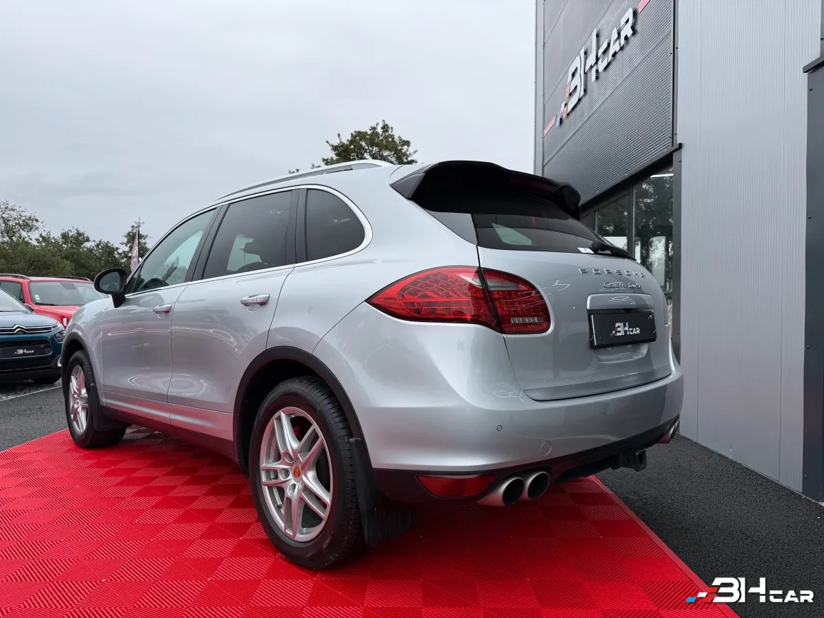 Porsche Cayenne - photo 4
