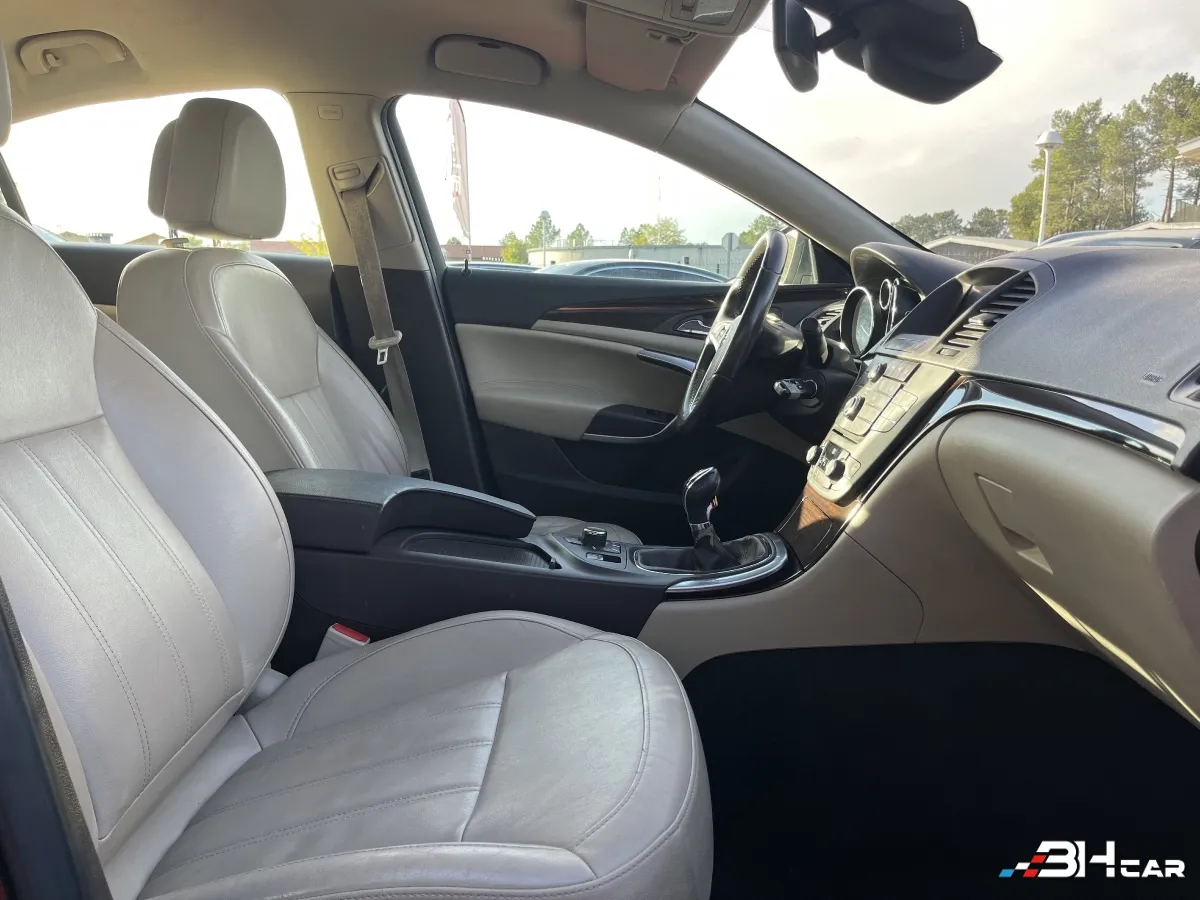 Opel Insignia - photo 10