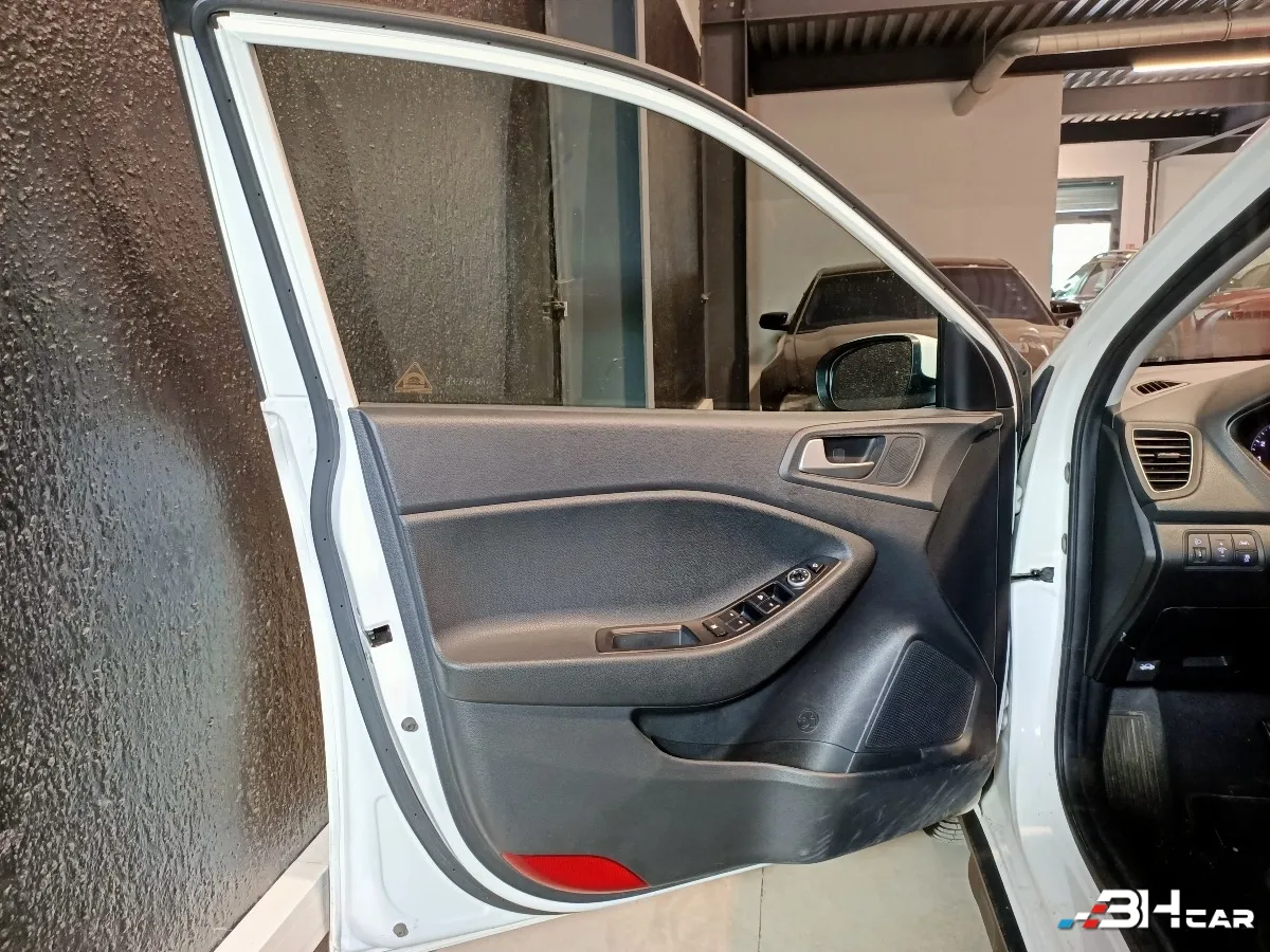 Hyundai I20 - photo 16