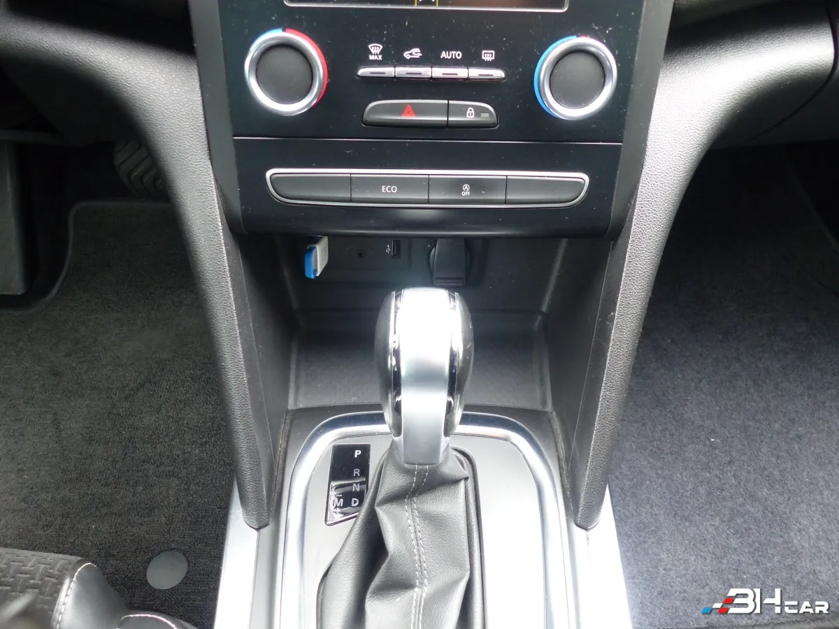 Renault Megane - photo 17
