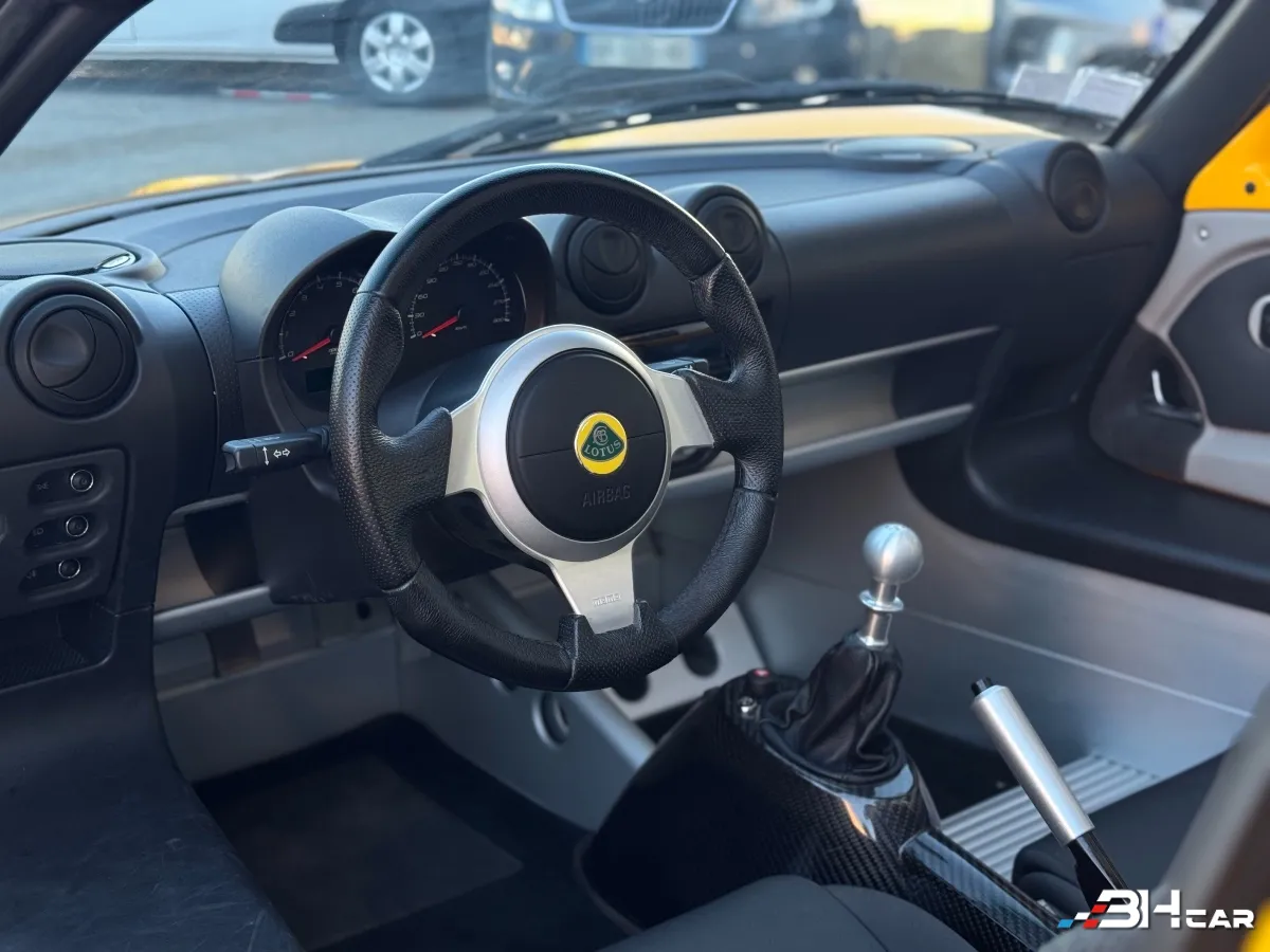 Lotus Elise - photo 12
